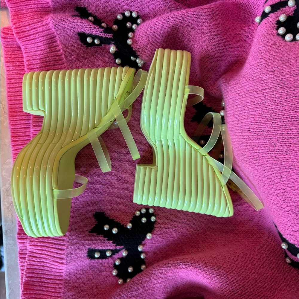 Jessica Simpson Neon Green Platform Sandals green Straps Size 7 NWOT - Picture 7 of 11